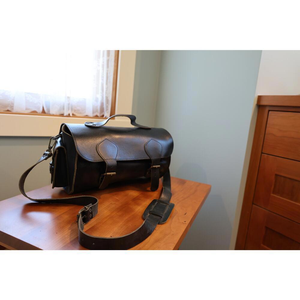 Grafea Leather Camera Bag for Canon, Nikon or other w shoulder strap cross body